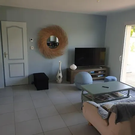 Maison Spacieuse Au Calme A 5 Min De La Villa