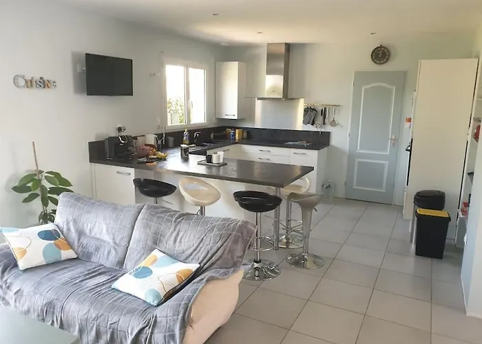 Maison Spacieuse Au Calme à 5 Min De La