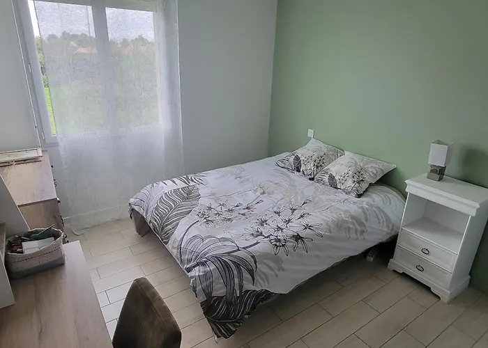 Maison Spacieuse Au Calme à 5 Min De La Villa